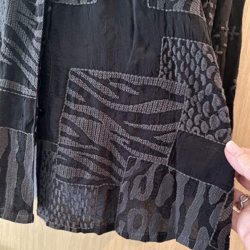Johnny Was Molli Jaga Blouse Size Small Black Rayon Top Button Down NWT! - Picture 5 of 12